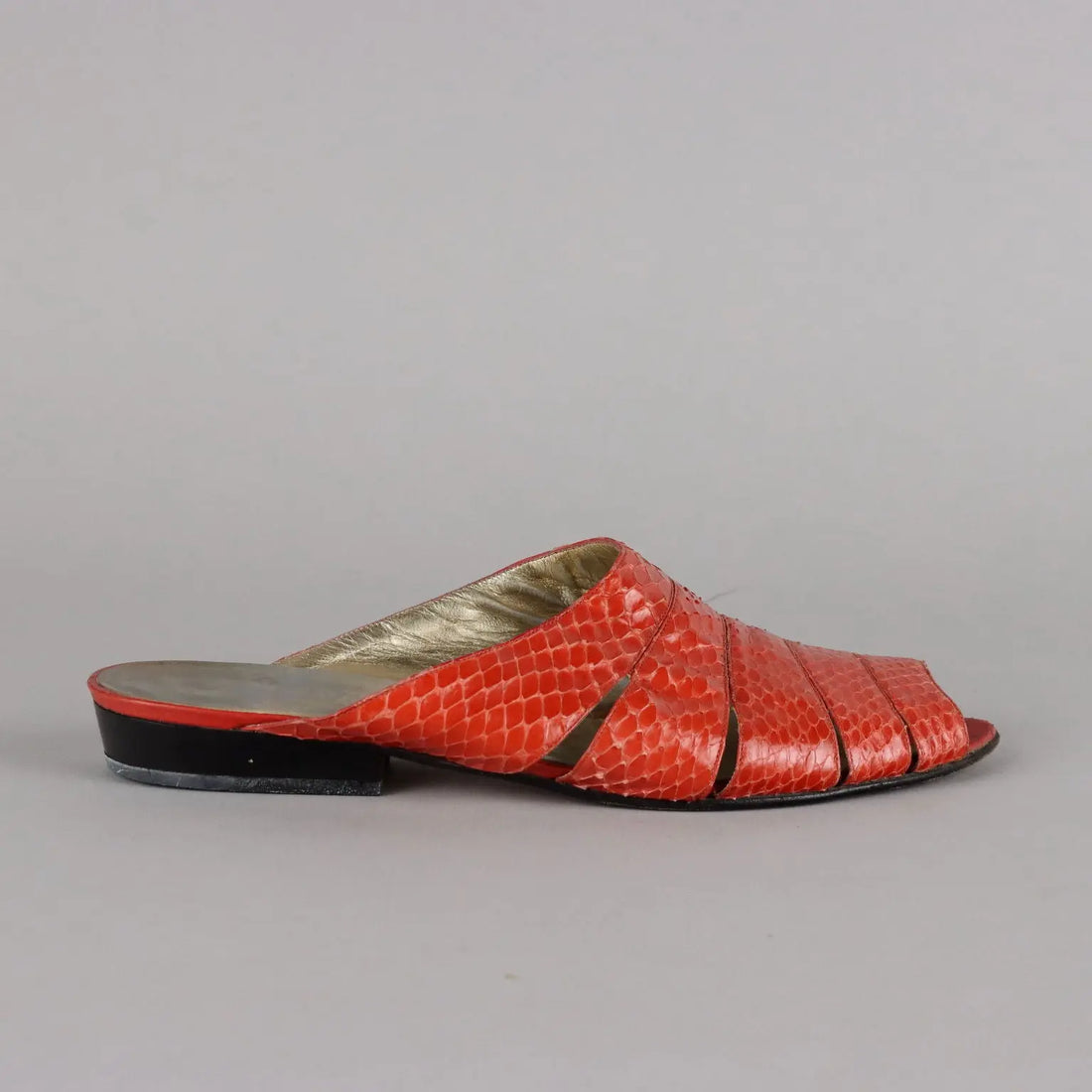 Vintage Coral Red Ferragamo Shoes Leather Size 6 Italy - UK Size 6 | Clothing & House Linens | Vintage