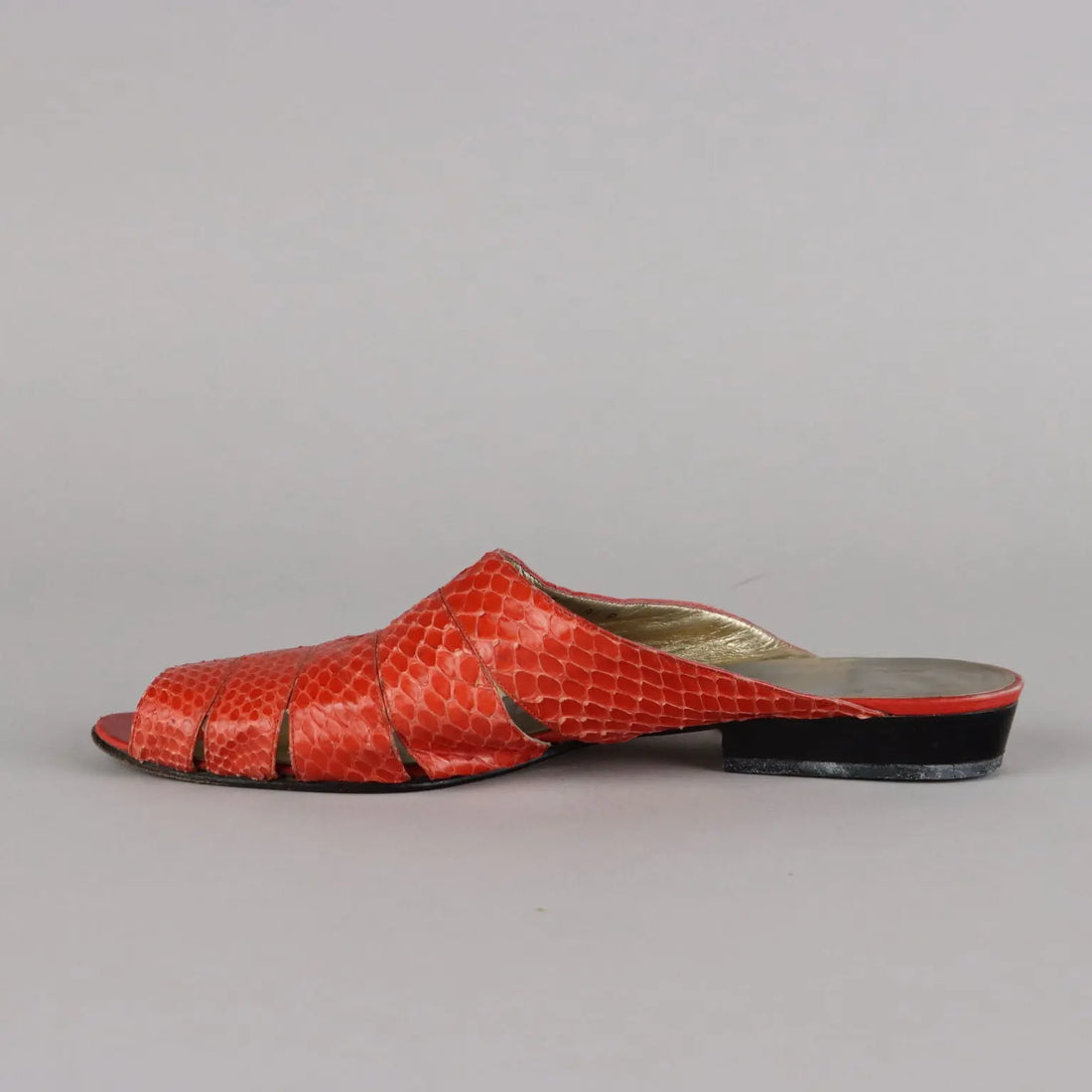 Vintage Coral Red Ferragamo Shoes Leather Size 6 Italy - UK Size 6 | Clothing & House Linens | Vintage