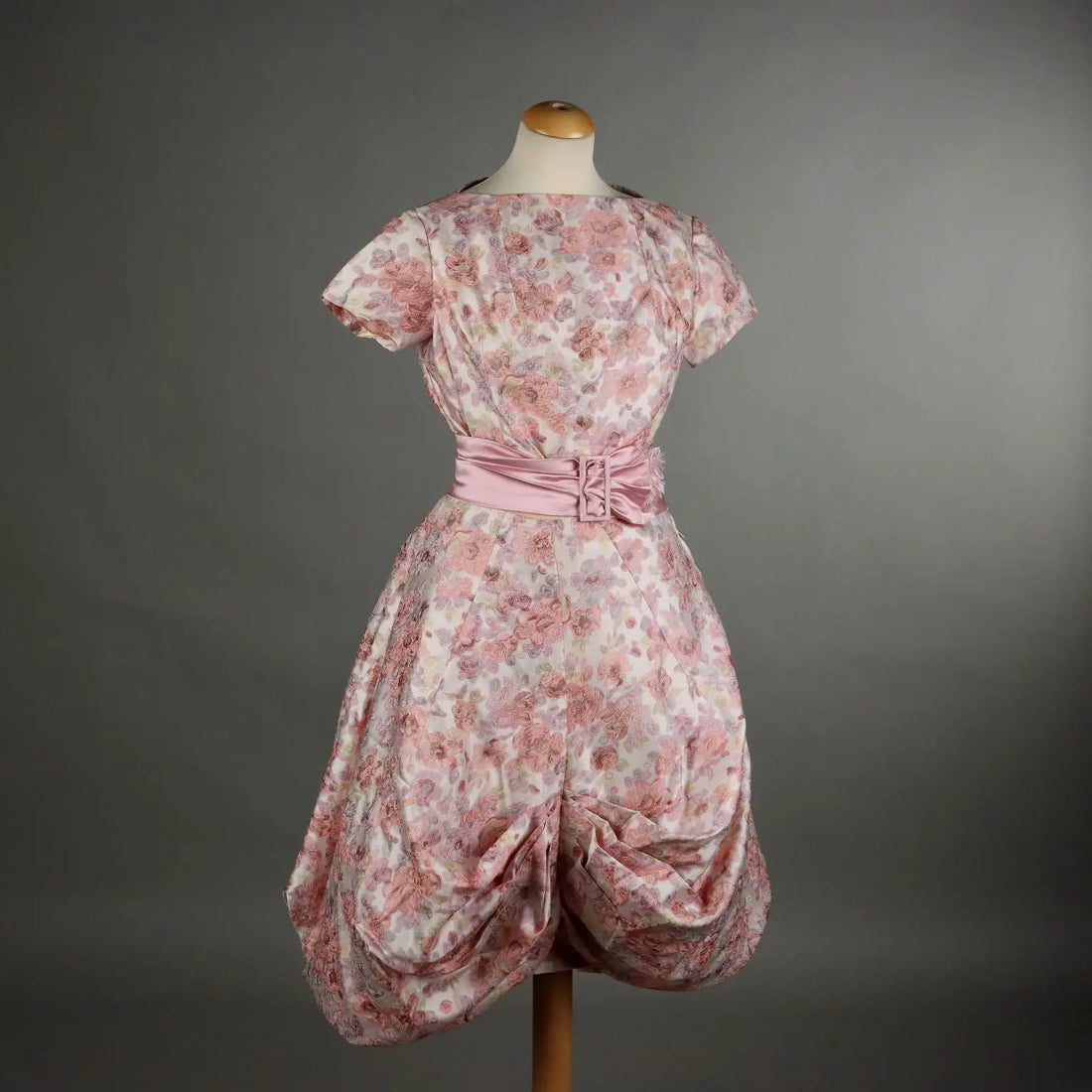 Vintage 1950s Dress with Hat and Belt Silk UK Size 10 - UK Size 10 | Clothing & House Linens | Vintage