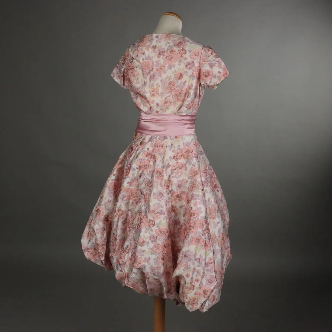 Vintage 1950s Dress with Hat and Belt Silk UK Size 10 - UK Size 10 | Clothing & House Linens | Vintage