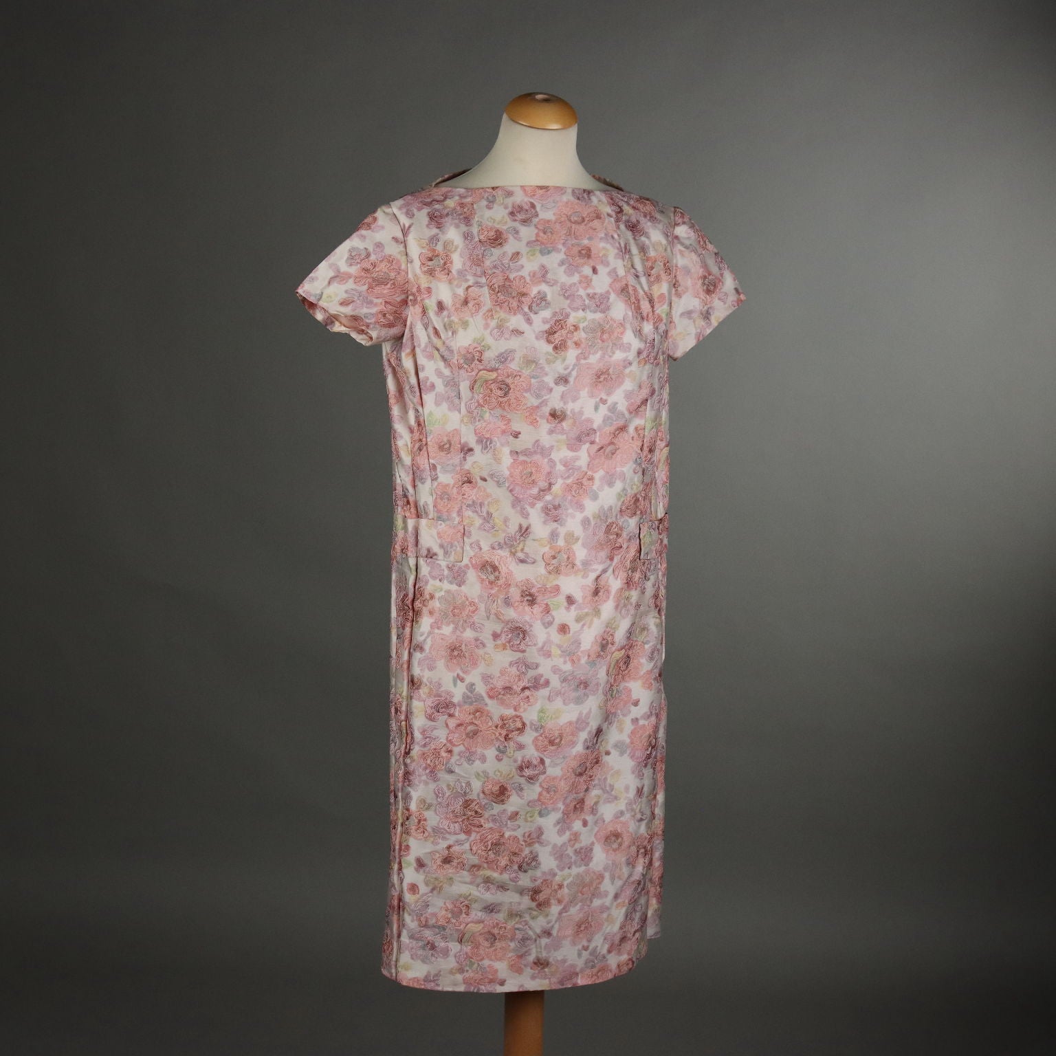  | Clothing & House Linens  Vintage