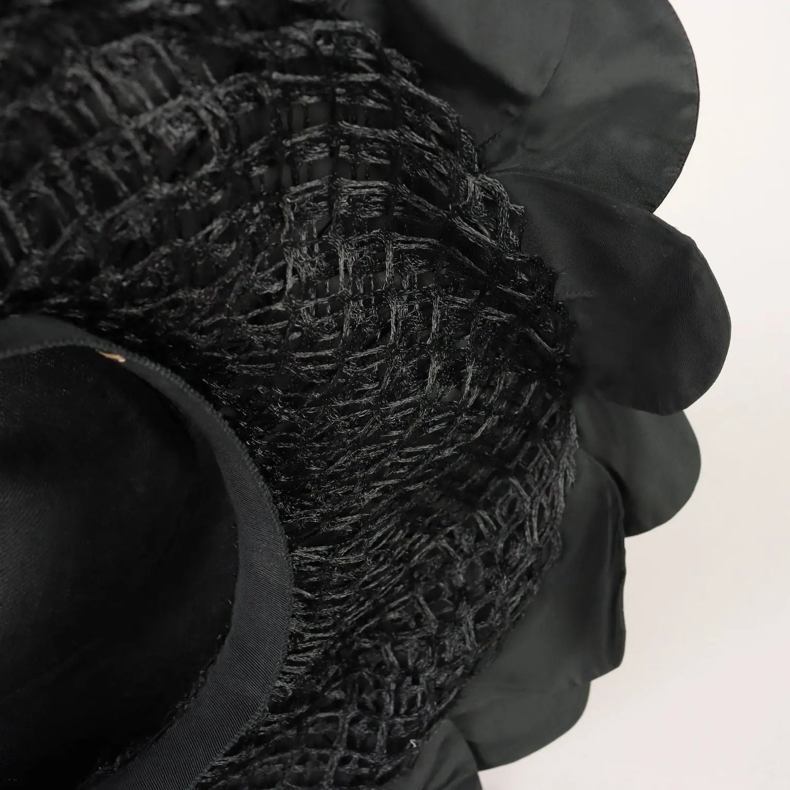 Gallia e Peter Hat Vintage Black Fabric Flower Italy 1950s | Clothing & House Linens | Vintage