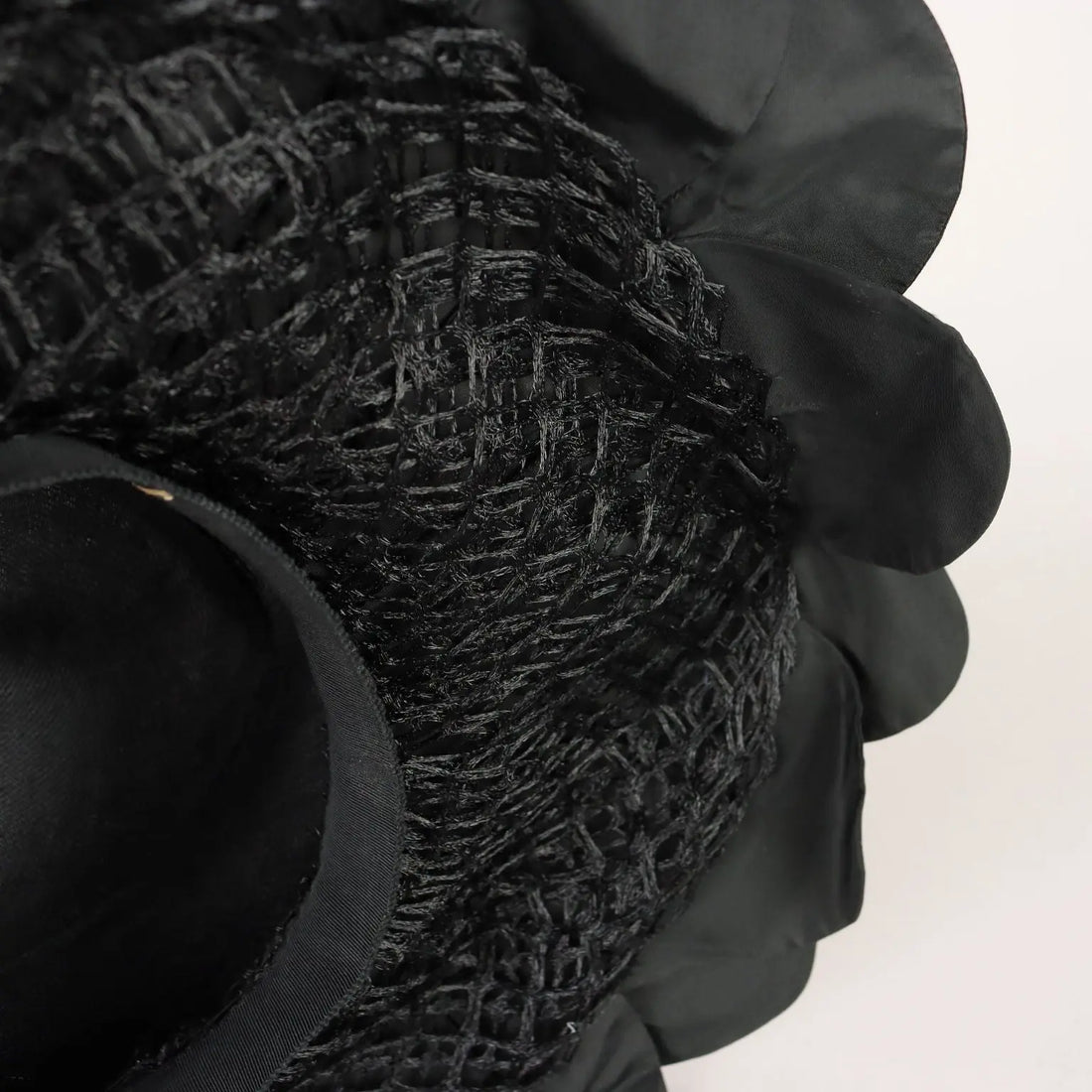 Gallia e Peter Hat Vintage Black Fabric Flower Italy 1950s | Clothing & House Linens | Vintage