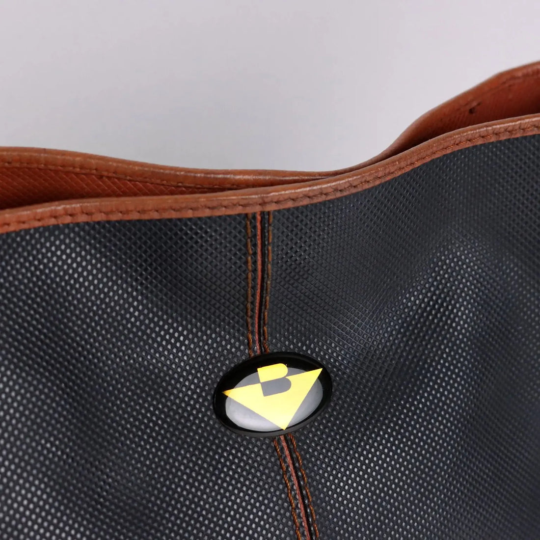 Vintage Bag Bottega Veneta Leather Fabric Italy 1980s-1990s | Clothing & House Linens | Vintage