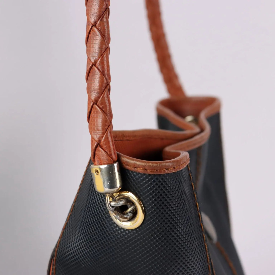 Vintage Bag Bottega Veneta Leather Fabric Italy 1980s-1990s | Clothing & House Linens | Vintage