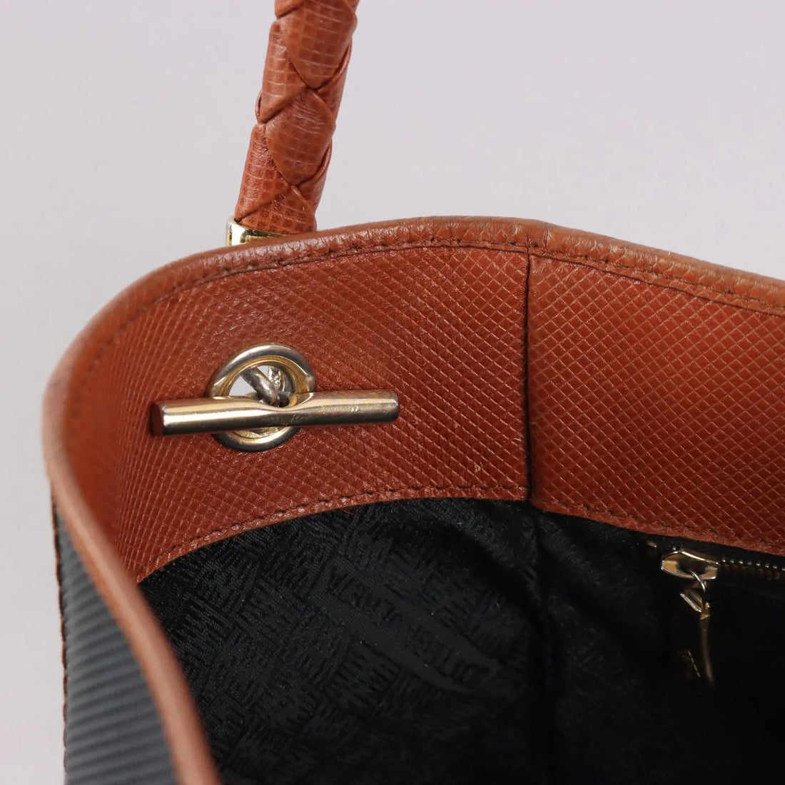 Vintage Bag Bottega Veneta Leather Fabric Italy 1980s-1990s | Clothing & House Linens | Vintage