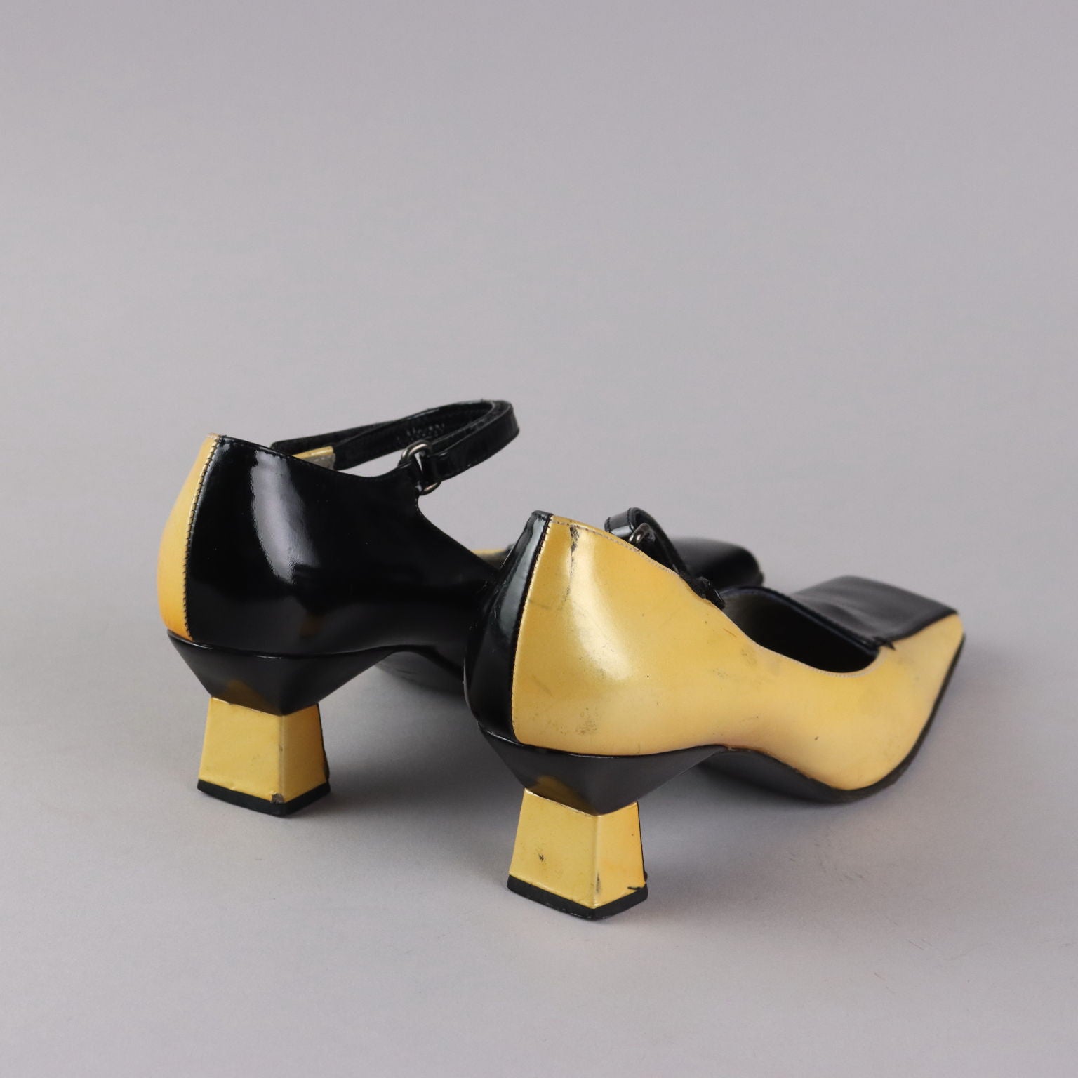  | Clothing & House Linens  Vintage