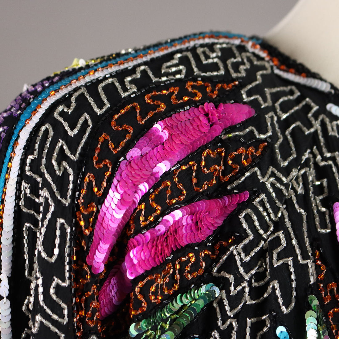 Vintage Jacket Embroidered Silk Unique Size Italy 1980s - Unique Size | Clothing & House Linens  Vintage