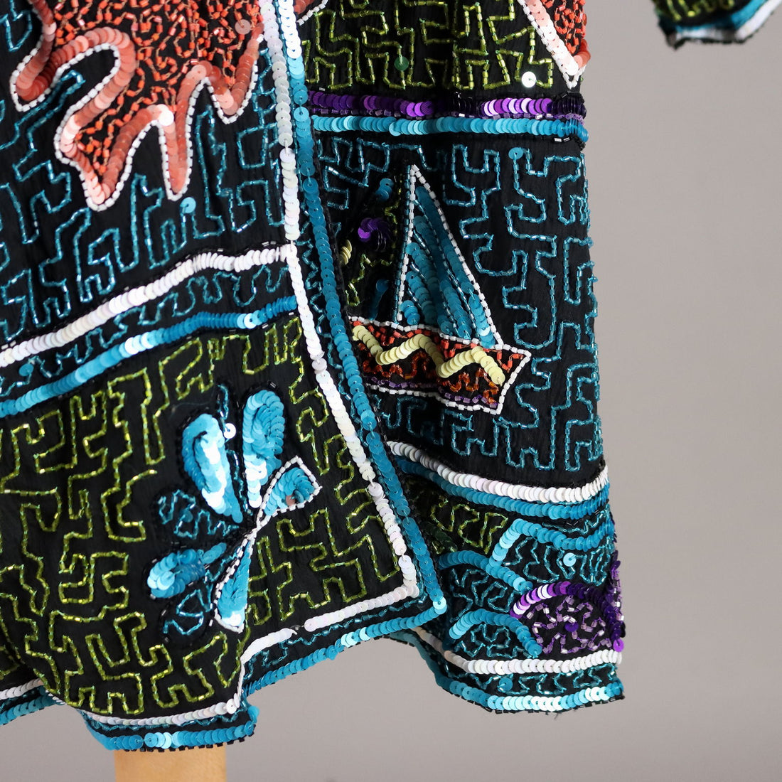 Vintage Jacket Embroidered Silk Unique Size Italy 1980s - Unique Size | Clothing & House Linens  Vintage