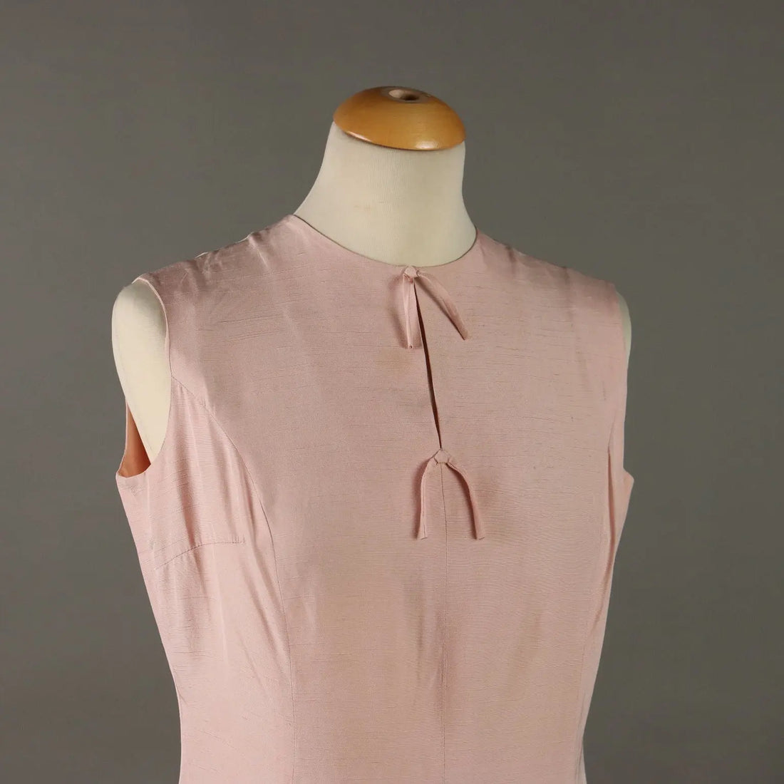 Pierre Cardin Dress Vintage Pink Silk UK Size 12 France 1960s - UK Size 12 | Clothing & House Linens | Vintage