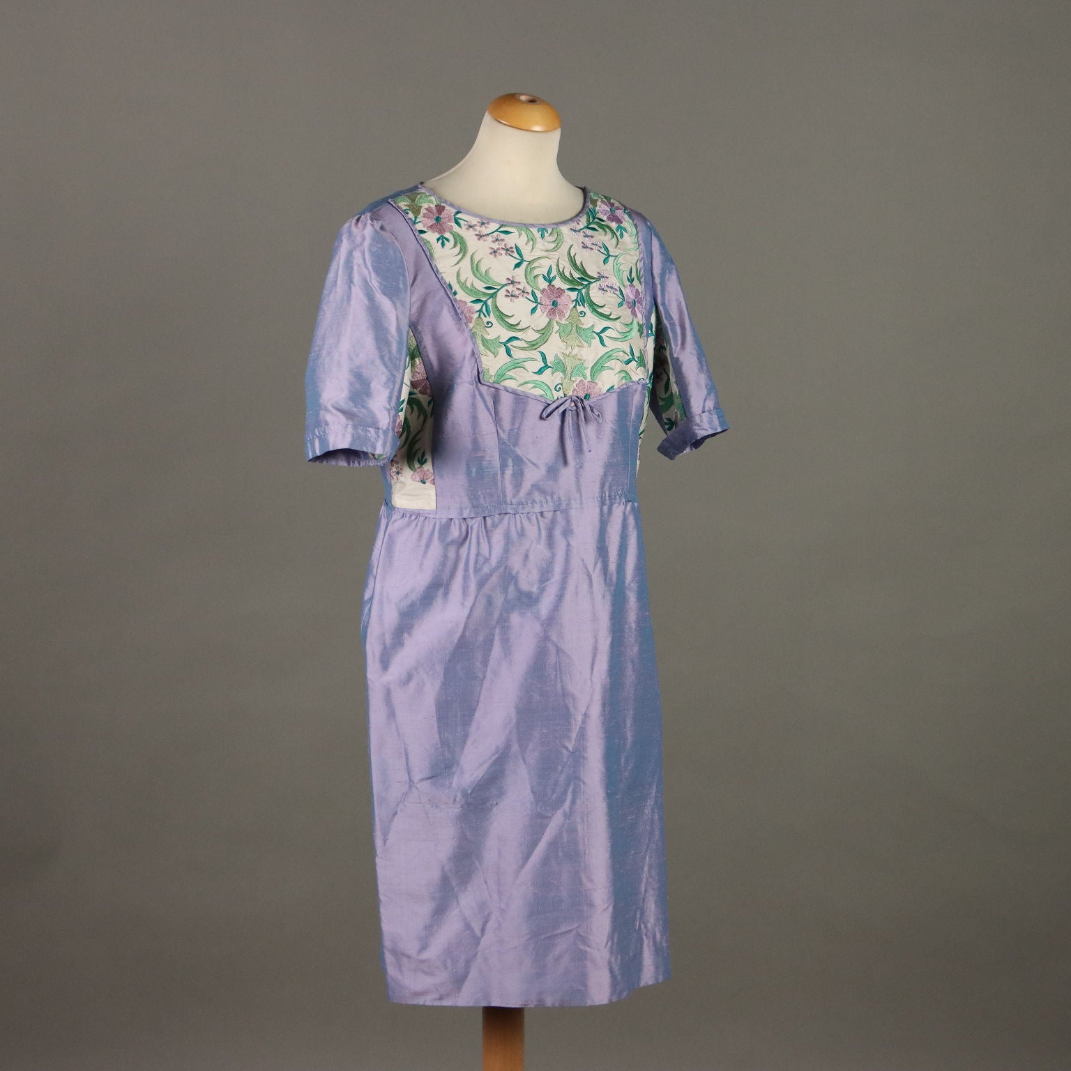  | Clothing & House Linens  Vintage