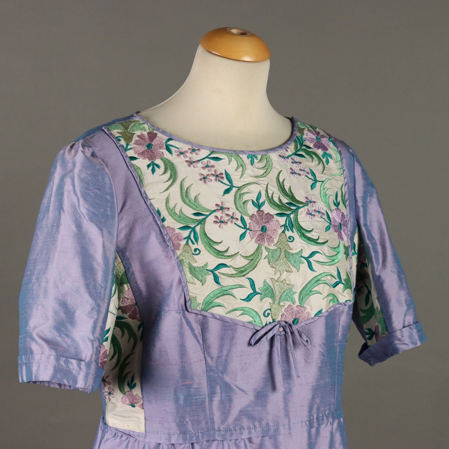  | Clothing & House Linens  Vintage