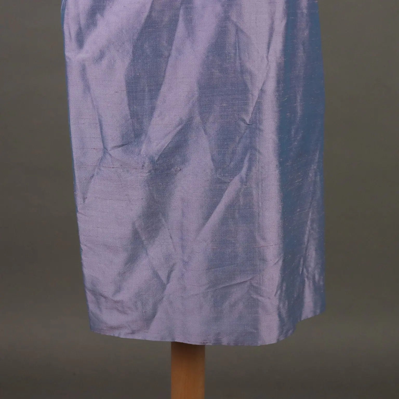 Vintage Tailored Dress Lilac Silk UK Size 14 Embroideries 1980s-1990s - UK Size 14 | Clothing & House Linens | Vintage