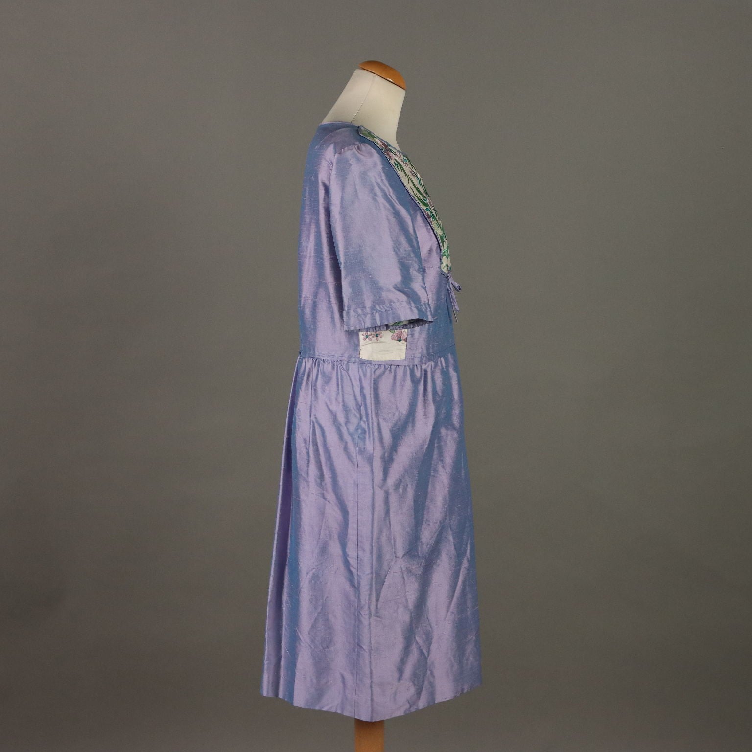  | Clothing & House Linens  Vintage