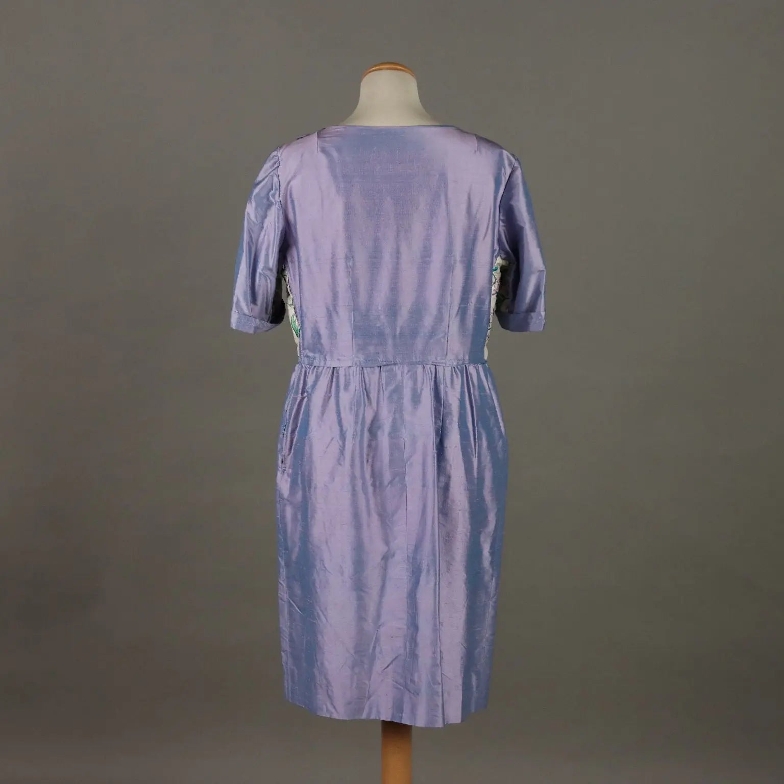 Vintage Tailored Dress Lilac Silk UK Size 14 Embroideries 1980s-1990s - UK Size 14 | Clothing & House Linens | Vintage