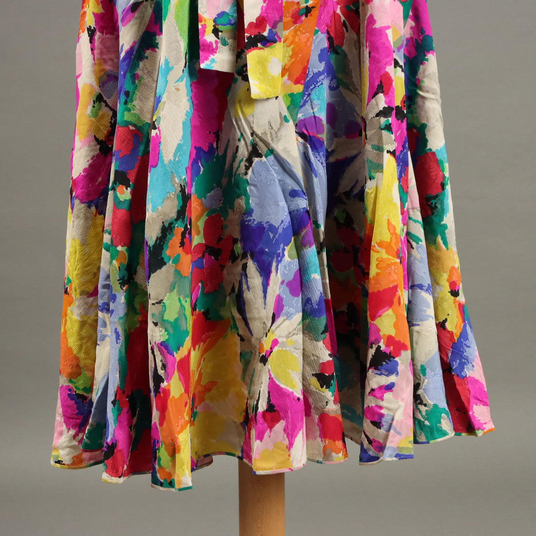  | Clothing & House Linens  Vintage