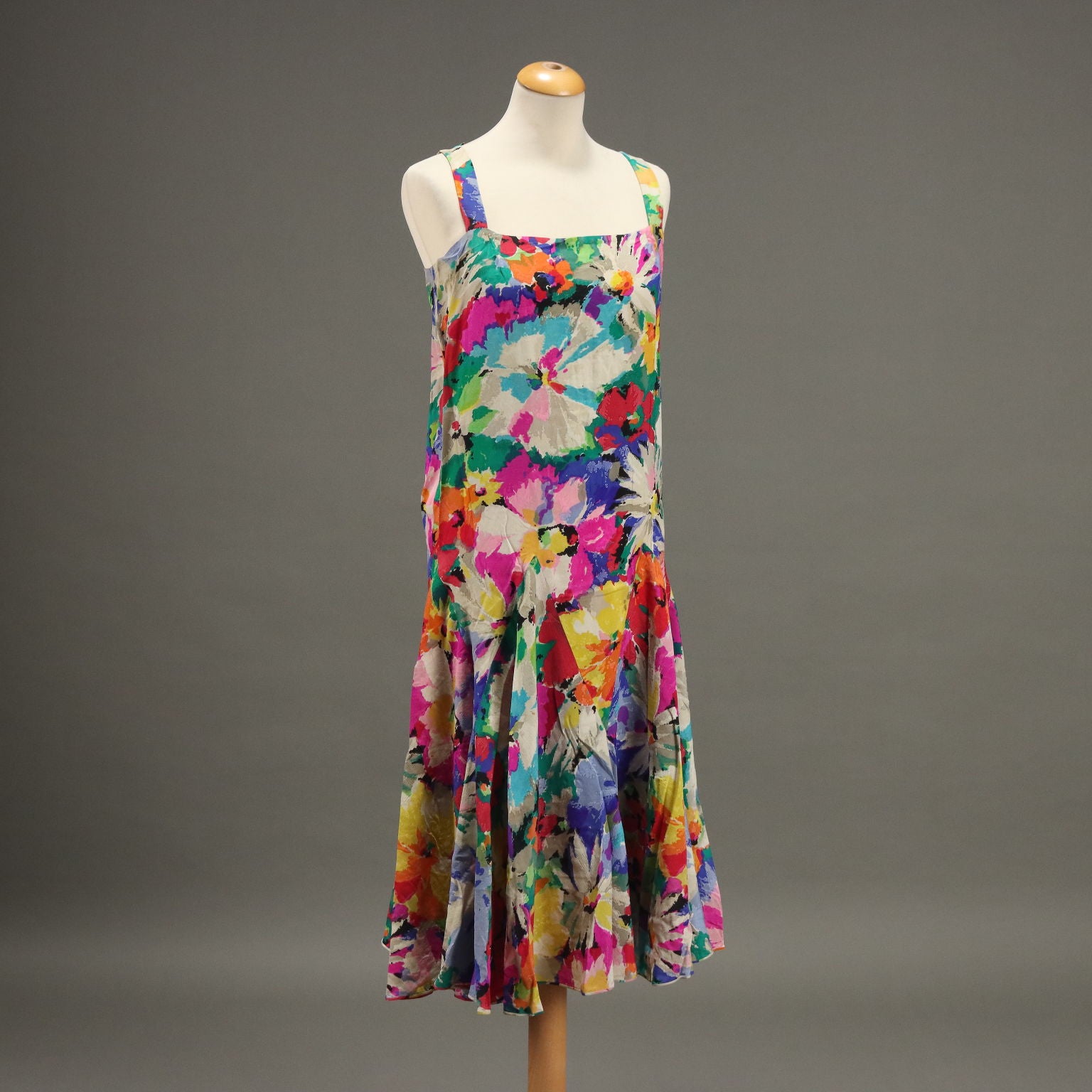  | Clothing & House Linens  Vintage