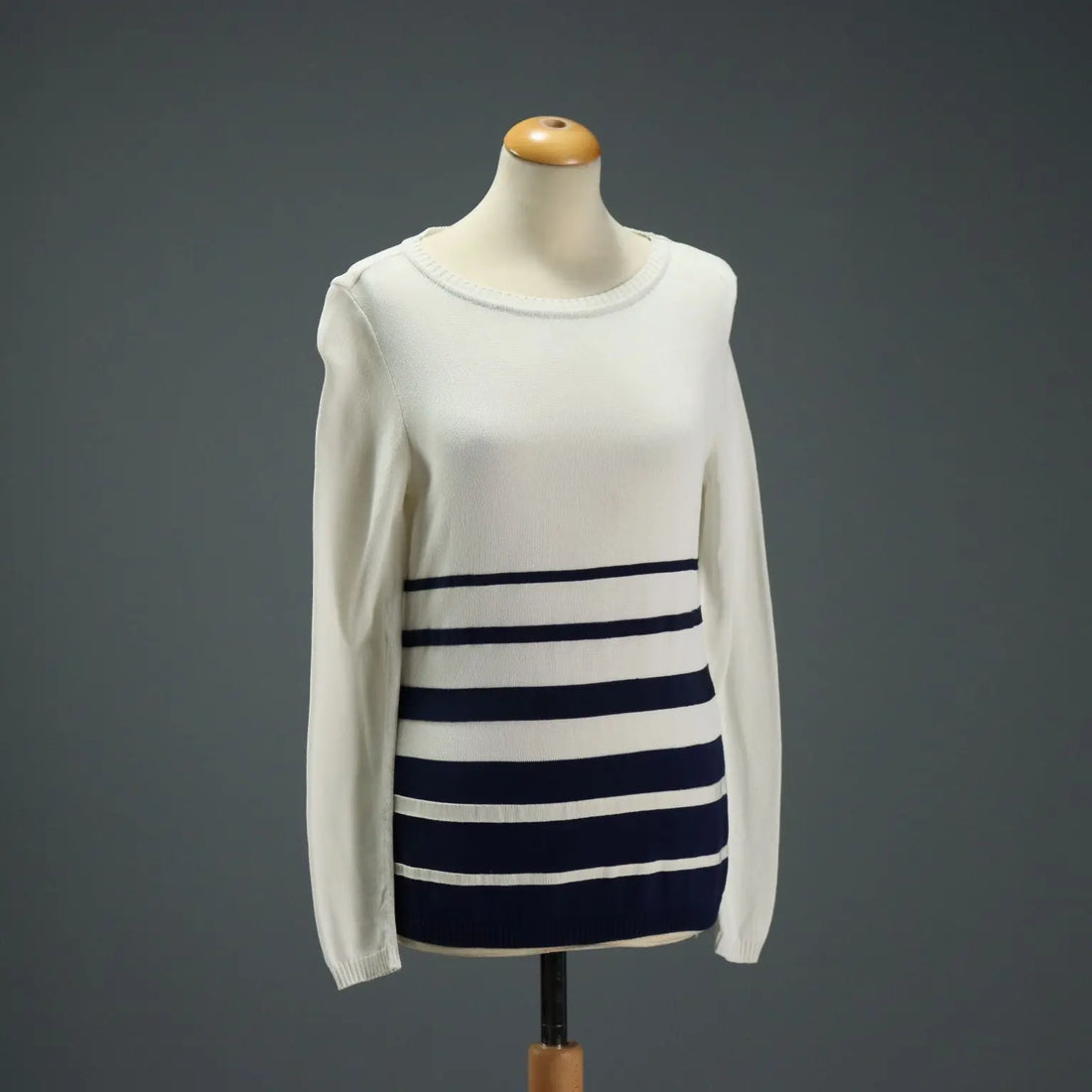 Vintage Ferragamo Jumper Cotton Rayon UK Size 12 Italy 1990s - UK Size 12 | Clothing & House Linens | Vintage
