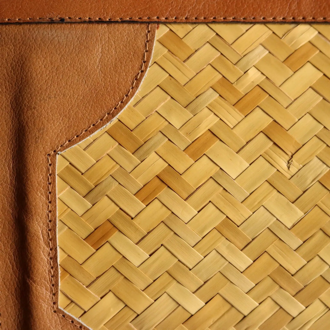 Vintage Handbag Leather Straw Wooden Details Italy 1950s | Clothing & House Linens | Vintage