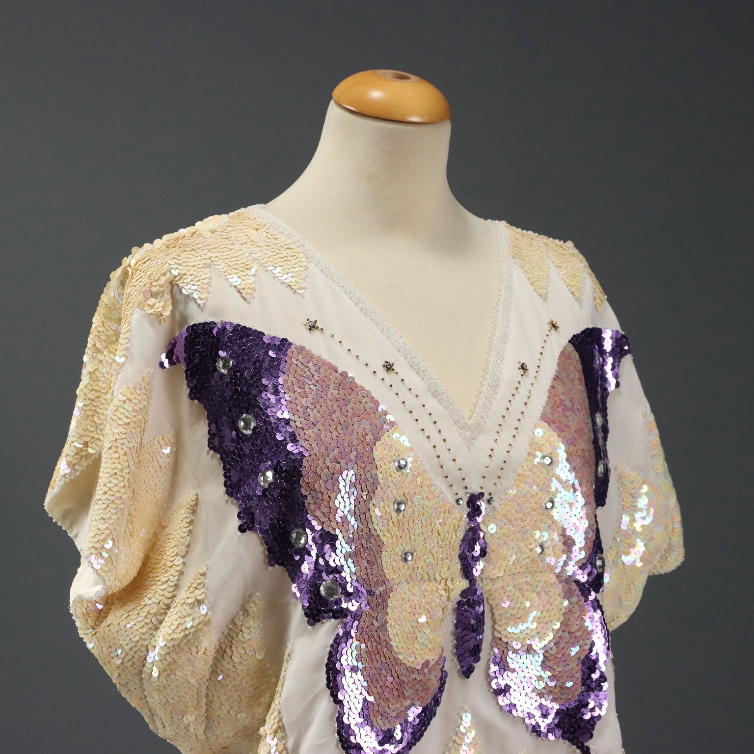  | Clothing & House Linens  Vintage