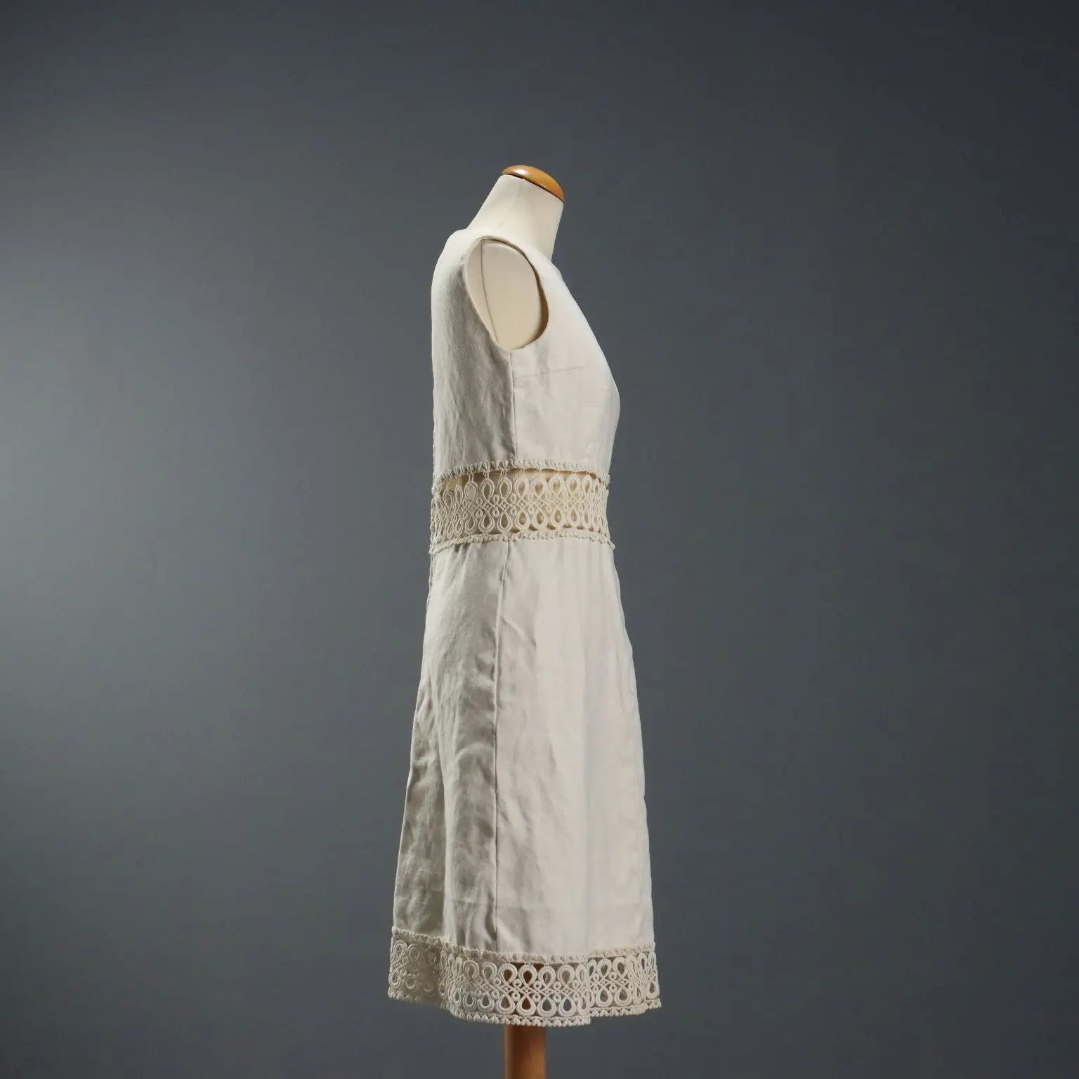 Vintage White Dress Linen UK Size 10/12 Sartoria Zaccarini Milano - UK Size 10/12 | Clothing & House Linens | Vintage