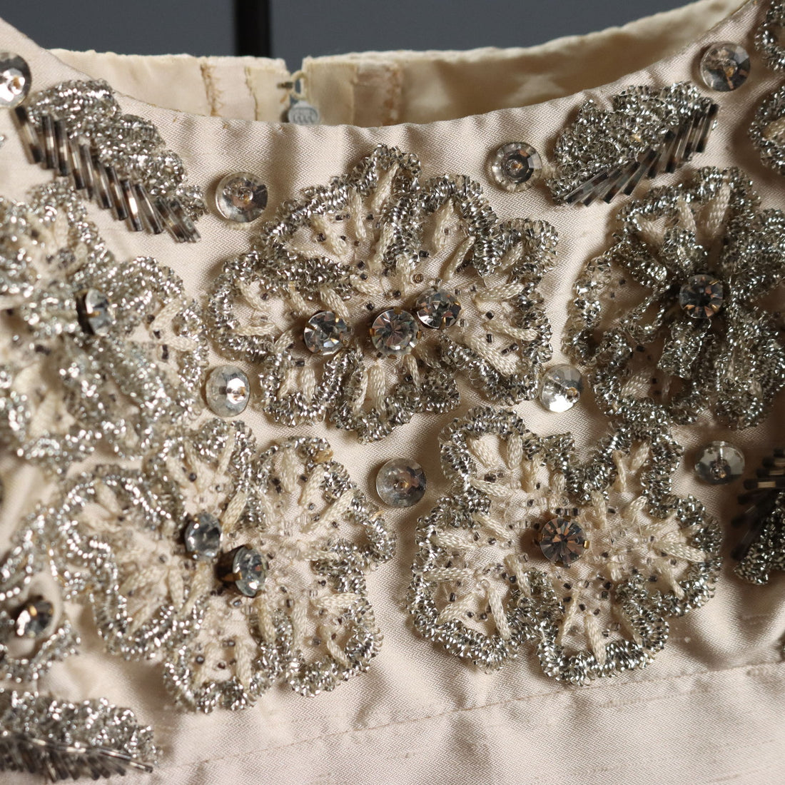  | Clothing & House Linens  Vintage