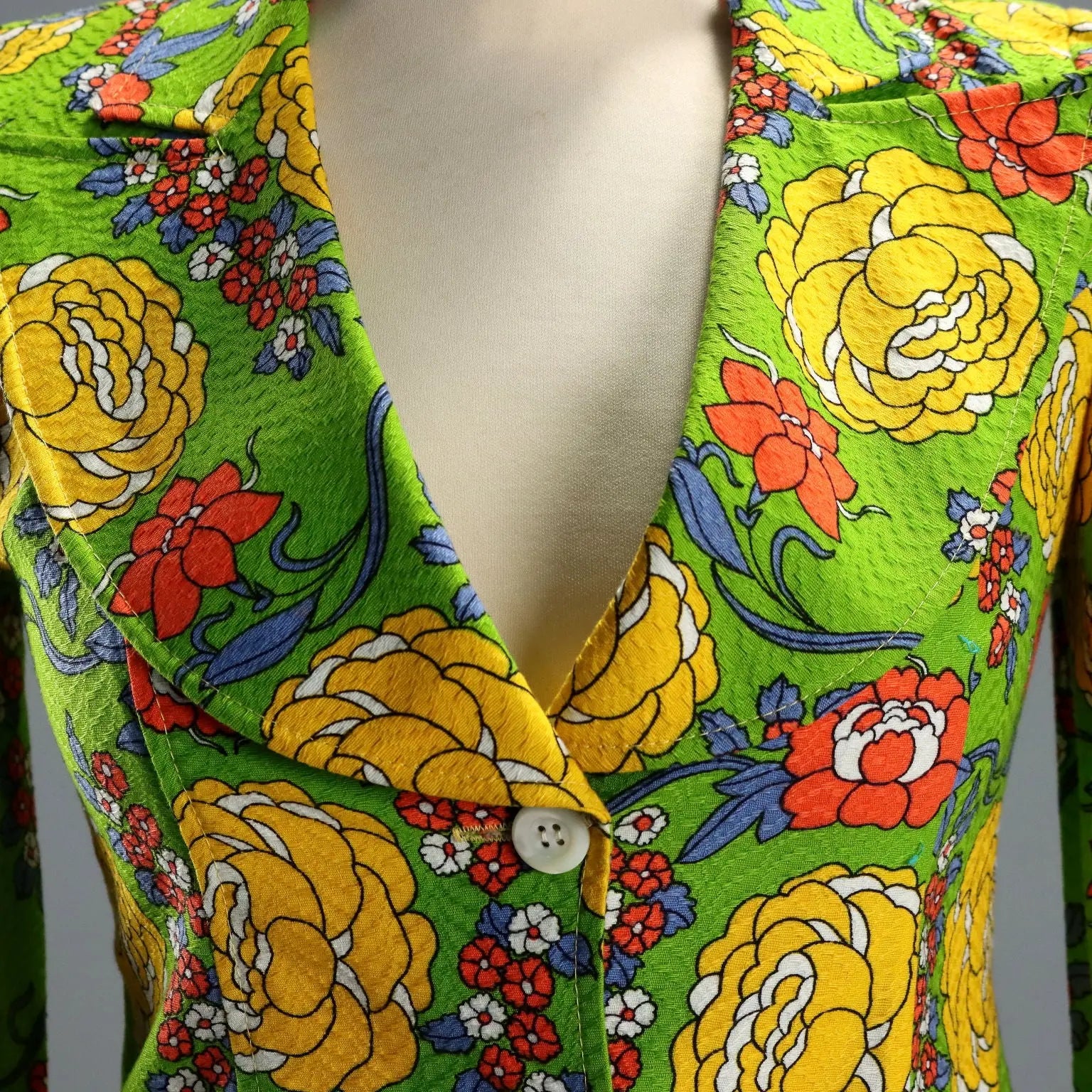 Vintage Flowery Jacket Cotton UK Size 10 Italy 1960s - UK Size 10 | Clothing & House Linens | Vintage