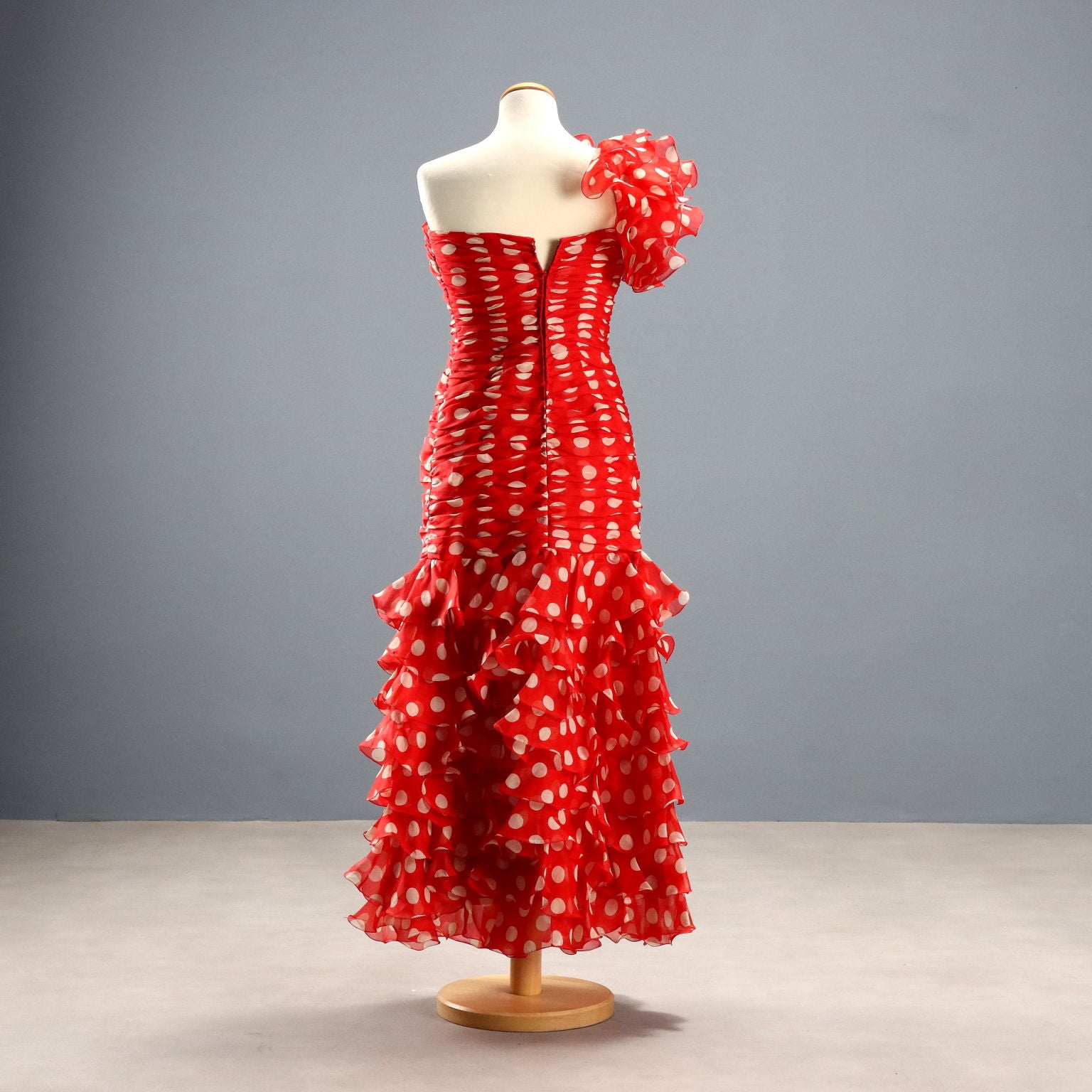  | Clothing & House Linens  Vintage