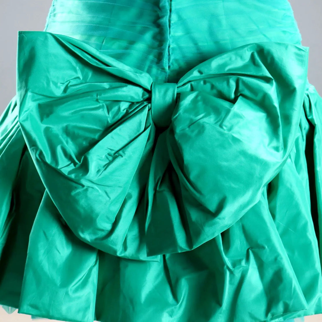 Vintage Green Dress Silk with Bows UK Size 8 Italy 1990s - UK Size 8 | Clothing & House Linens | Vintage