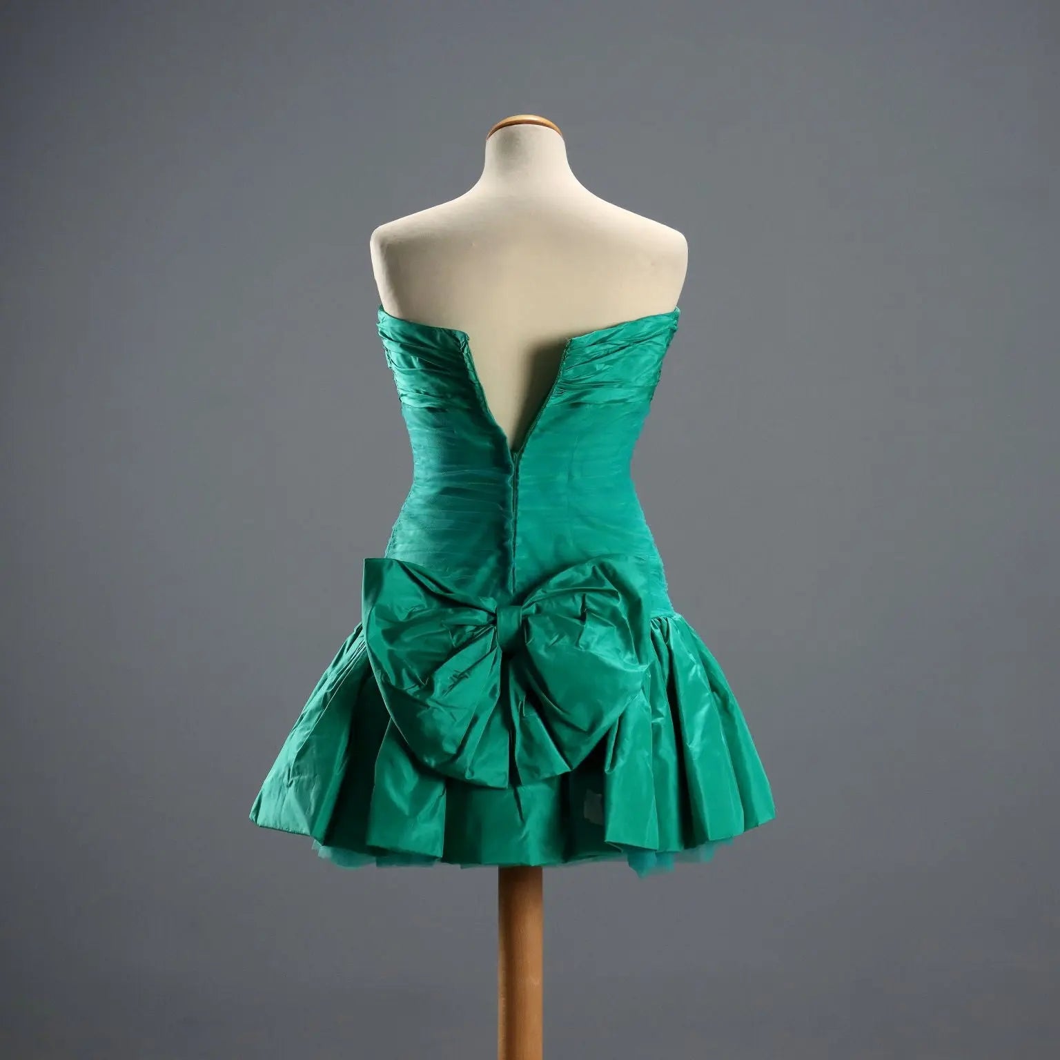 Vintage Green Dress Silk with Bows UK Size 8 Italy 1990s - UK Size 8 | Clothing & House Linens | Vintage
