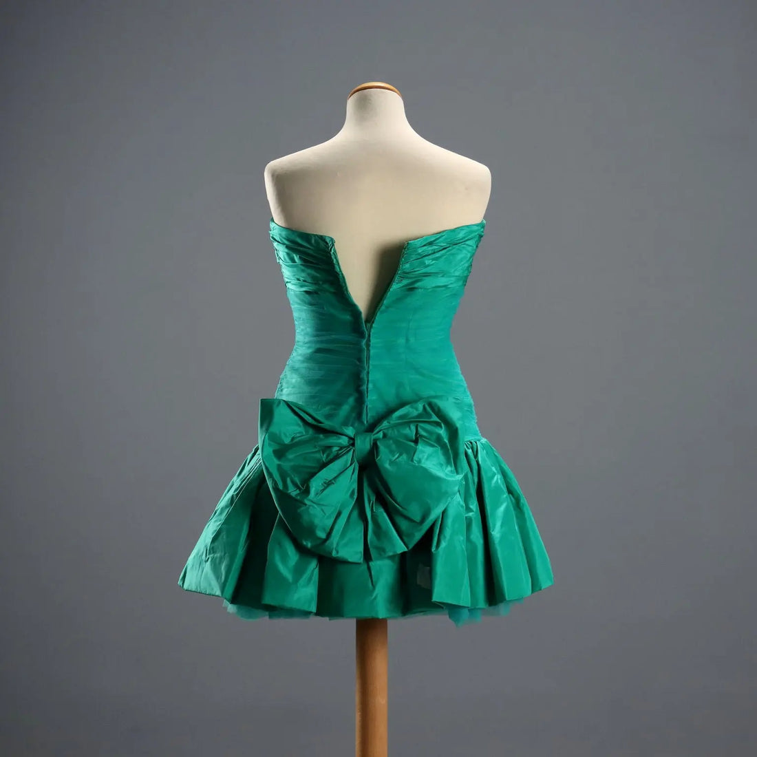 Vintage Green Dress Silk with Bows UK Size 8 Italy 1990s - UK Size 8 | Clothing & House Linens | Vintage