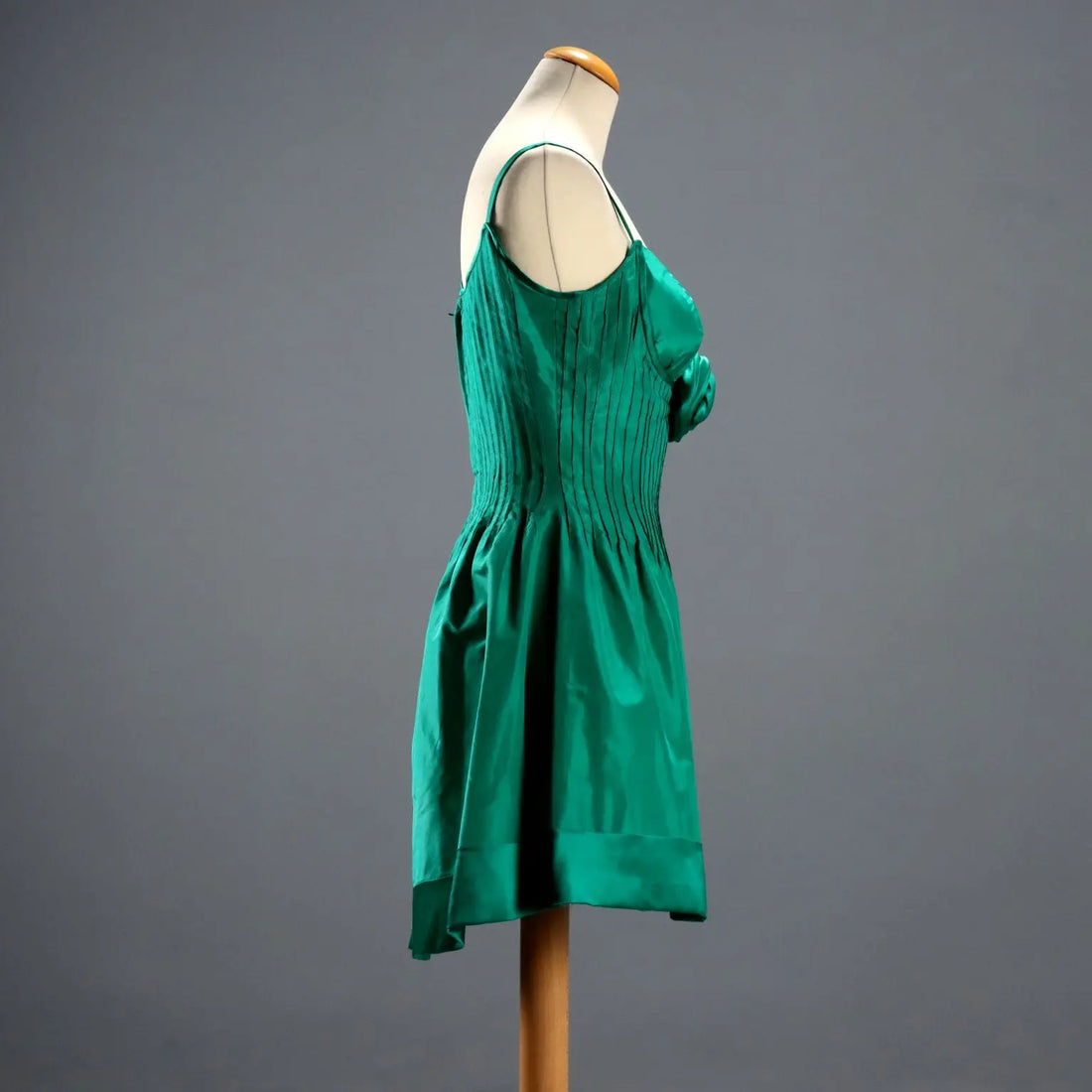 Vintage Dress Emerald Green Silk UK Size 10/12 Italy 1980s-1990s - UK Size 10/12 | Clothing & House Linens | Vintage