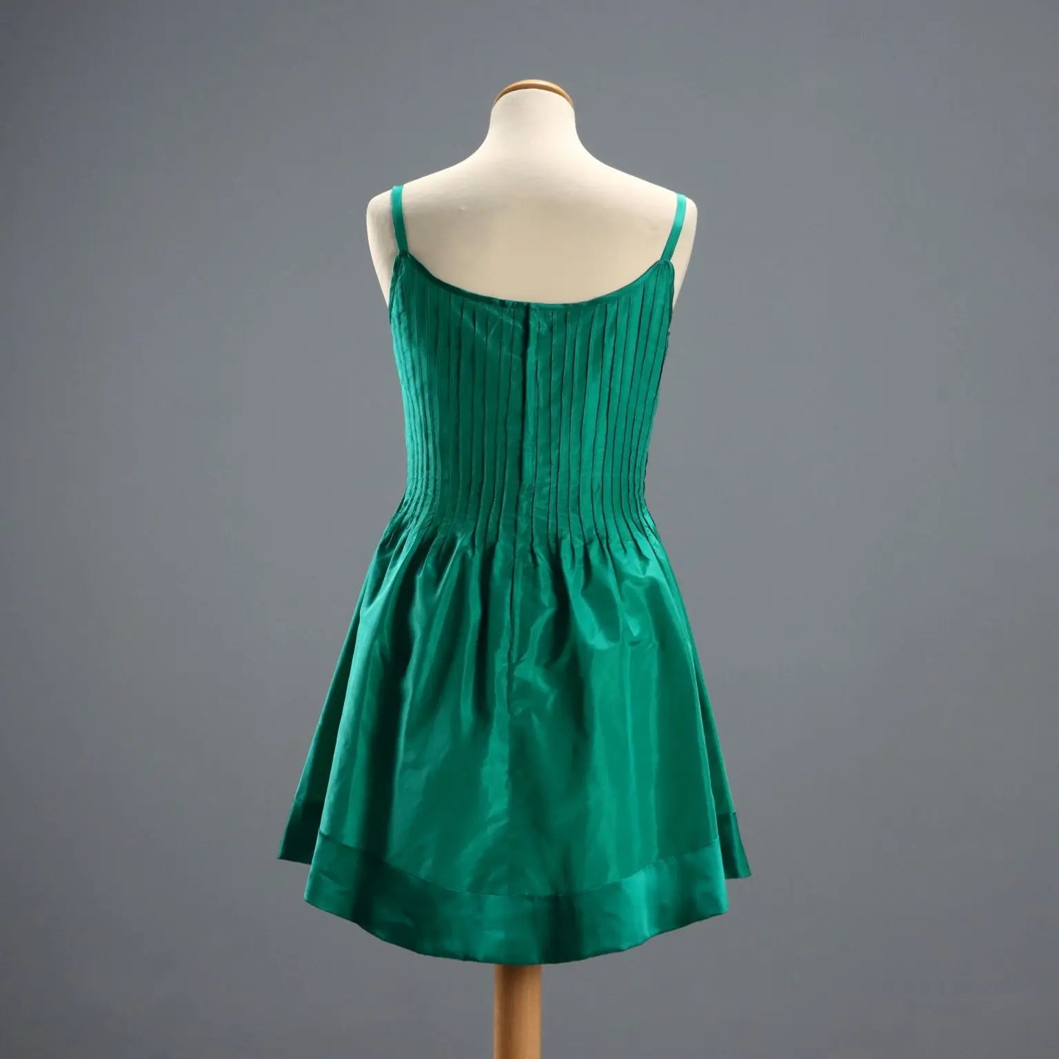 Vintage Dress Emerald Green Silk UK Size 10/12 Italy 1980s-1990s - UK Size 10/12 | Clothing & House Linens | Vintage