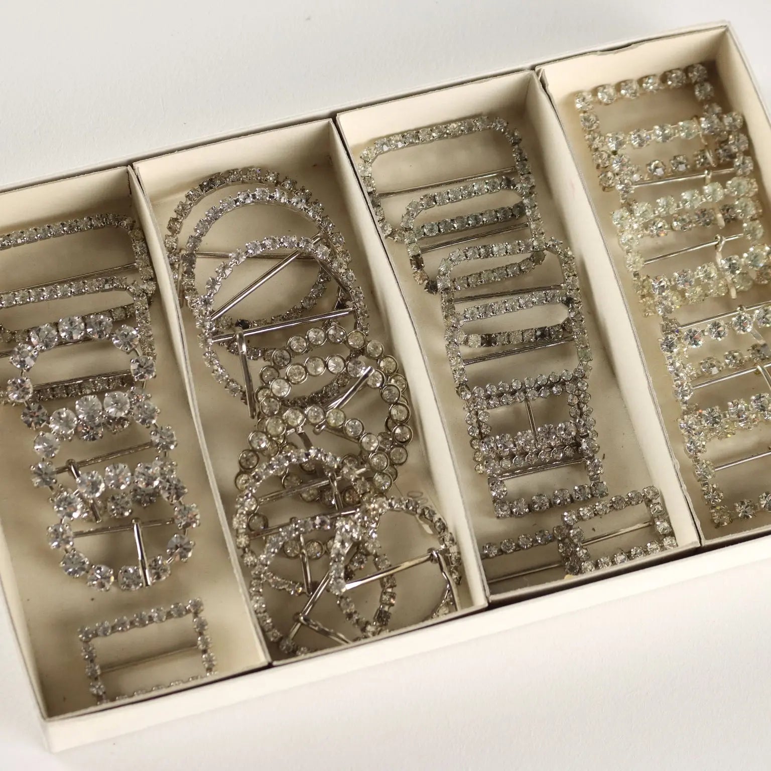 Vintage Buckles Metal Strass Various Shapes and Dimensions XX Century | Clothing & House Linens | Vintage