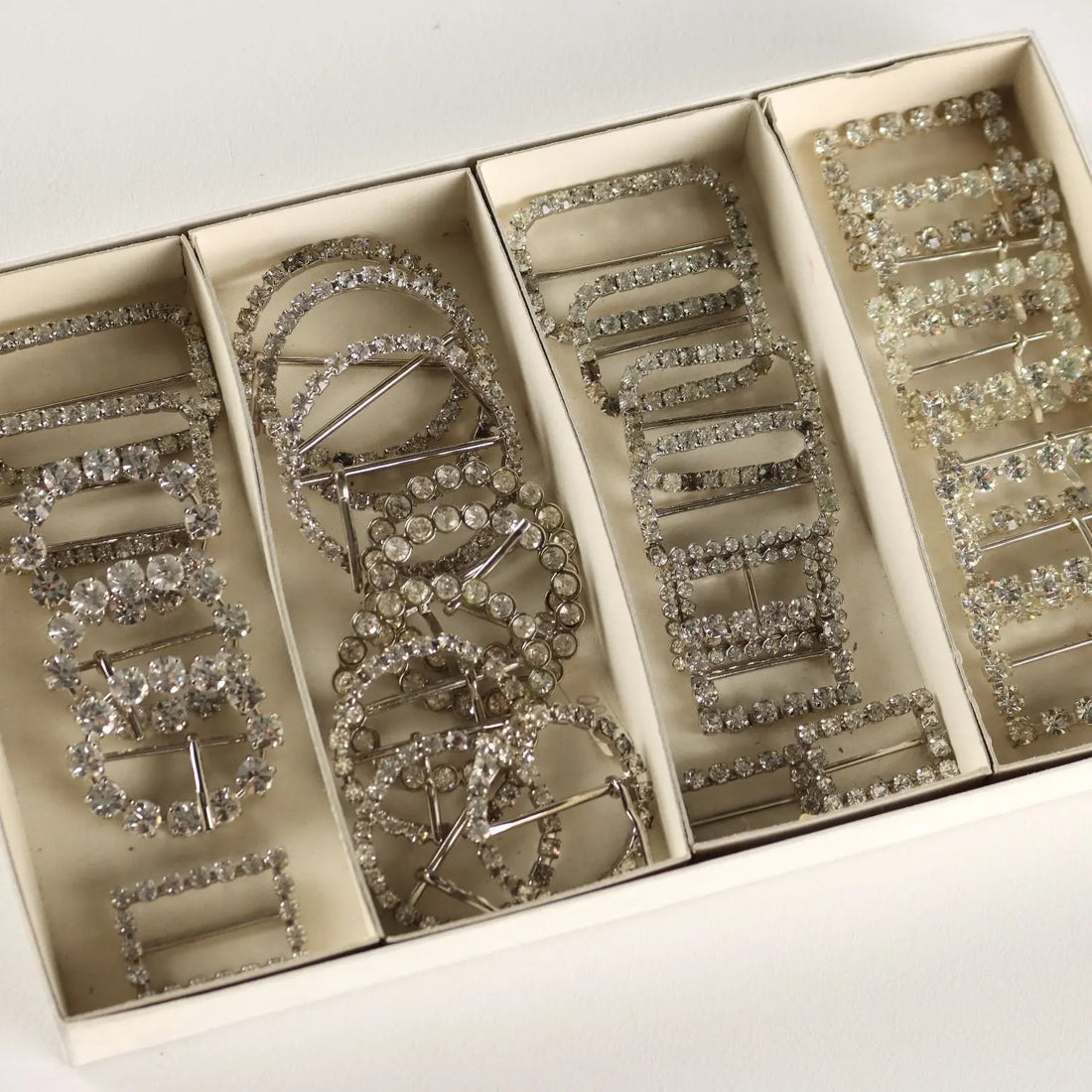 Vintage Buckles Metal Strass Various Shapes and Dimensions XX Century | Clothing & House Linens | Vintage