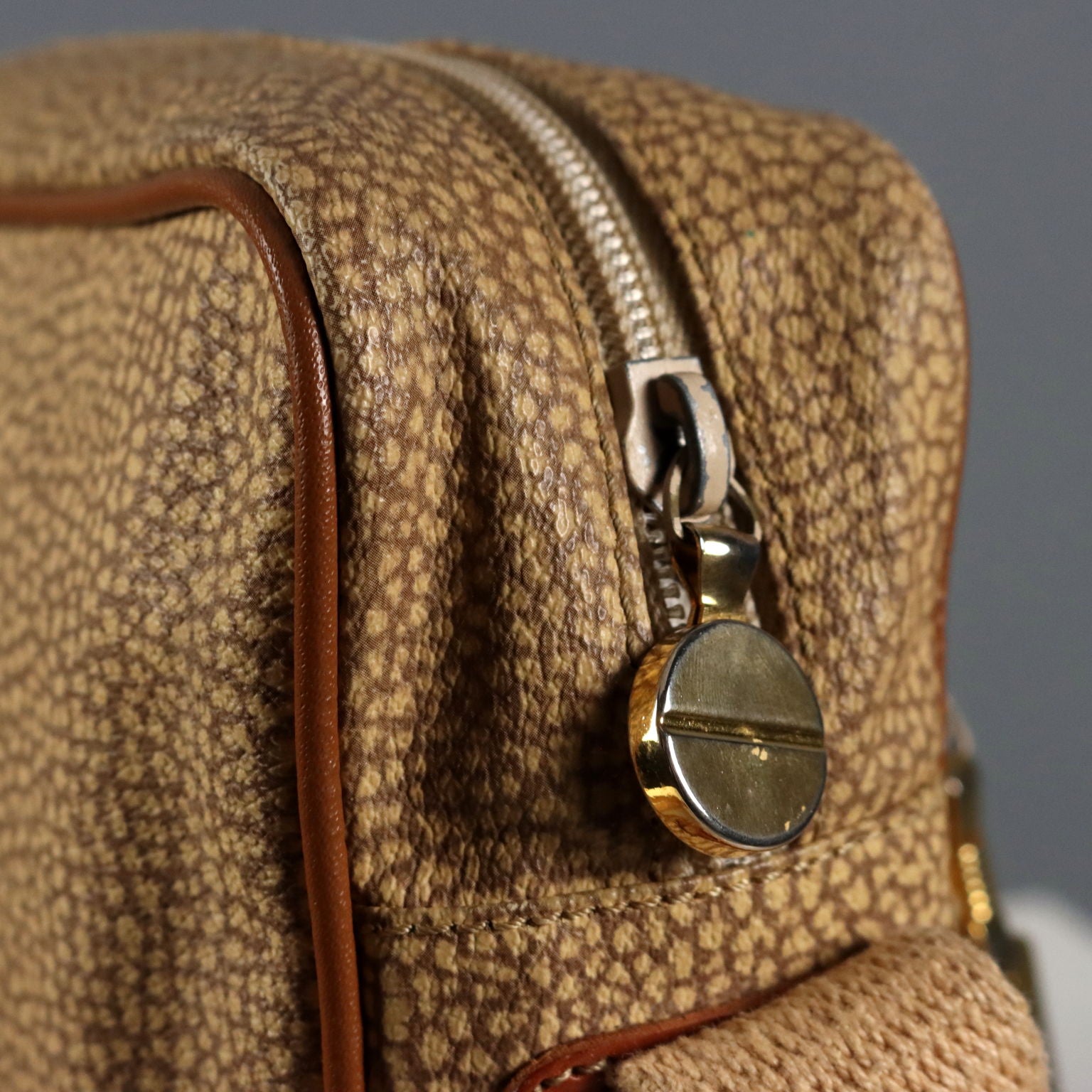 Borbonese Vintage Redwall Bag OP Canvas Leather 1980s | Clothing & House Linens | Vintage