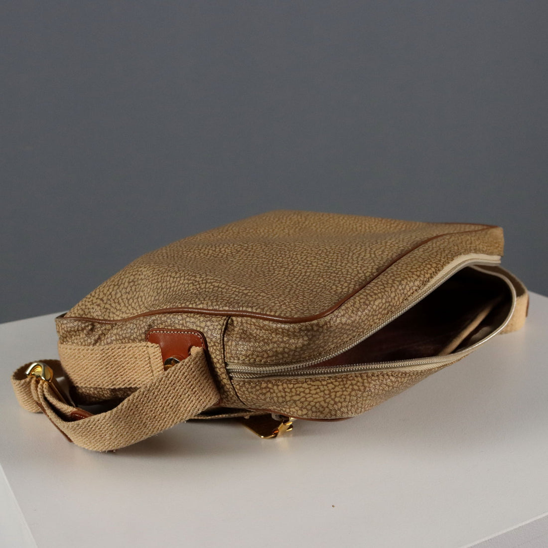 Borbonese Vintage Redwall Bag OP Canvas Leather 1980s | Clothing & House Linens | Vintage