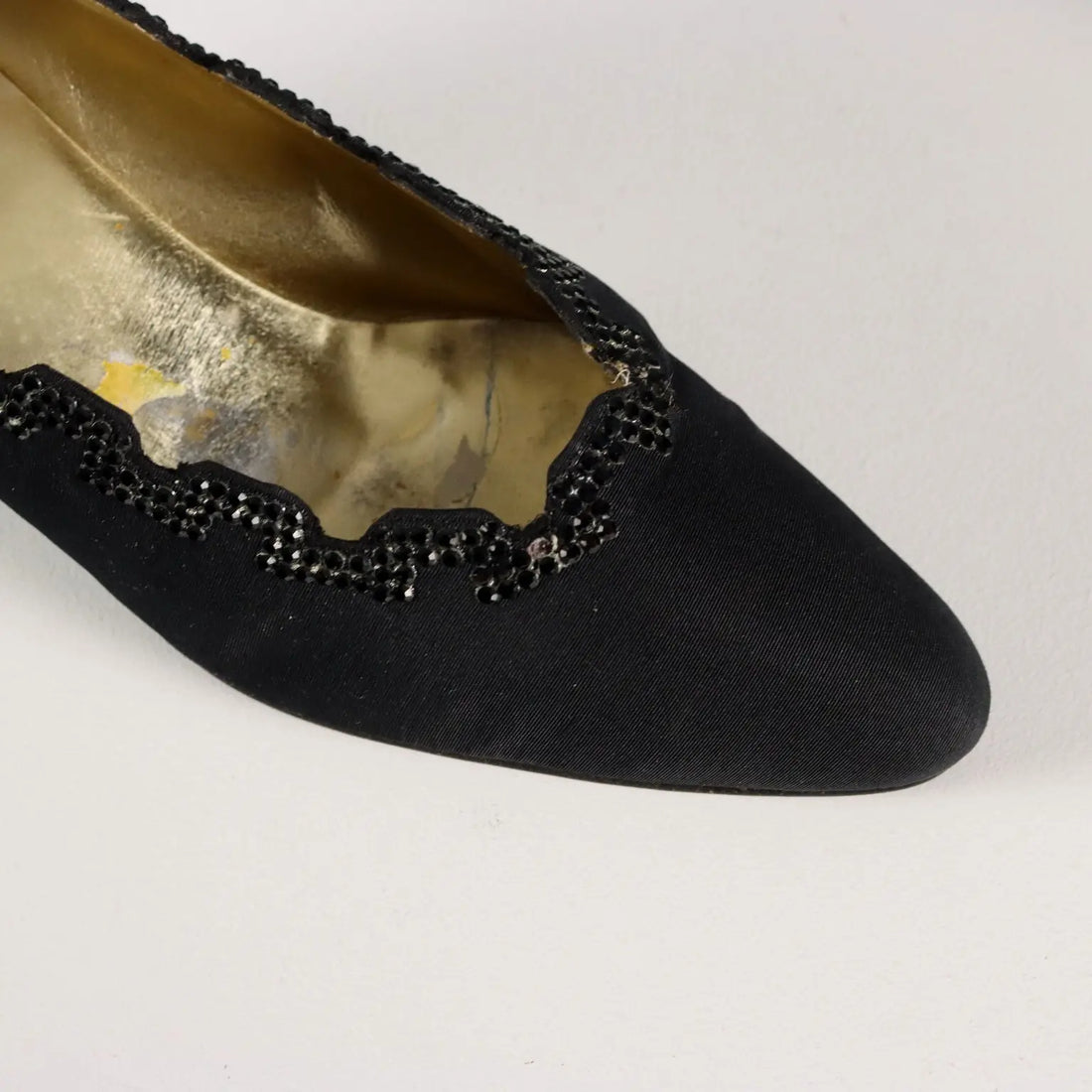 Valentino Garavani Vintage Shoes Black Satin UK Size 5 1980s - UK Size 5 | Clothing & House Linens | Vintage