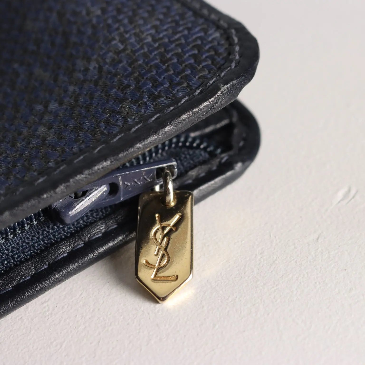 Vintage Bag Yves Saint Laurent Blue Leather France 1990s | Clothing & House Linens | Vintage