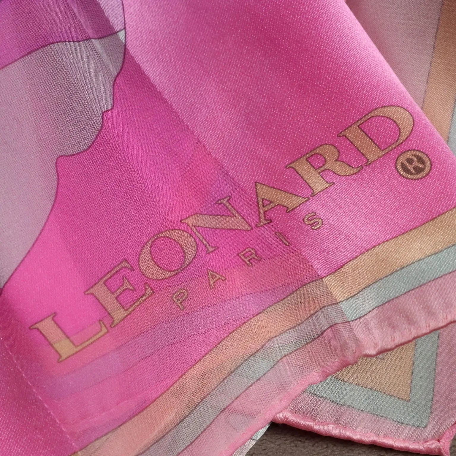 Leonard Vintage Scarf Silk Coloured Water Lily France 1980s | Clothing & House Linens | Vintage