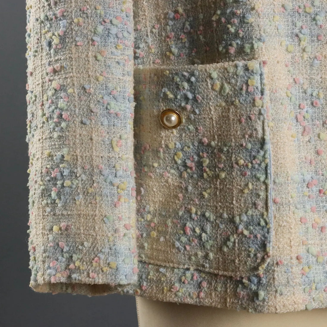 Vintage Jacket Bouclé Fabric R. Curiel UK Size 12 Italy 1990s - UK Size 12 | Clothing & House Linens | Vintage