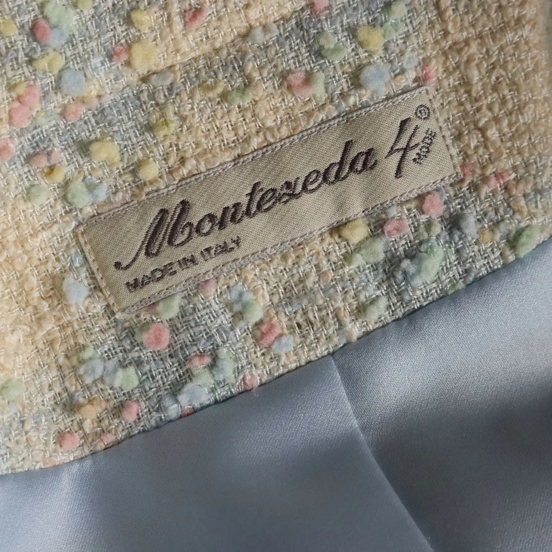 Vintage Jacket Bouclé Fabric R. Curiel UK Size 12 Italy 1990s - UK Size 12 | Clothing & House Linens | Vintage