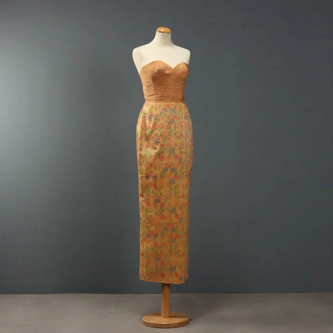 Vintage Evening Dress Cotton Flowers UK Size 10 Italy 1960s-1970s - UK Size 10 | Clothing & House Linens | Vintage