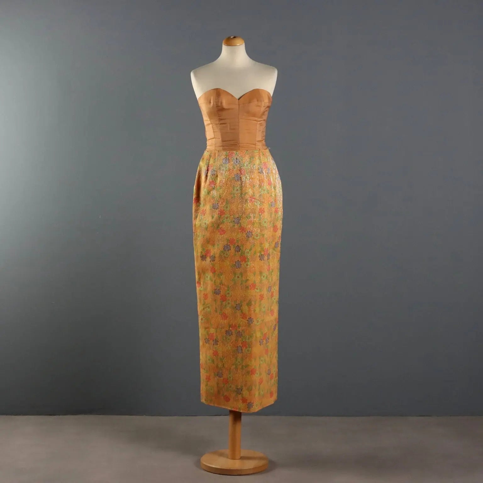 Vintage Evening Dress Cotton Flowers UK Size 10 Italy 1960s-1970s - UK Size 10 | Clothing & House Linens | Vintage