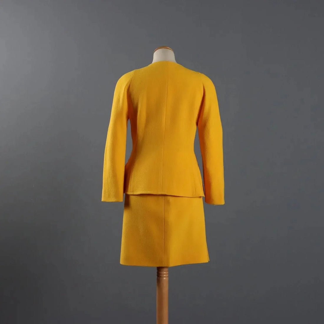 Genny Vintage Jacket with Skirt Wool UK Size 10/12 Italy 1990s - UK Size 10/12 | Clothing & House Linens | Vintage