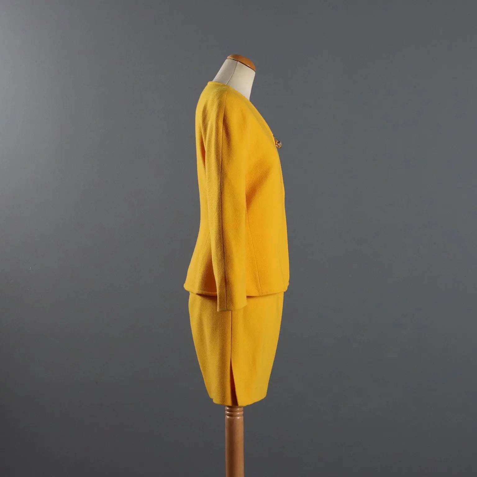 Genny Vintage Jacket with Skirt Wool UK Size 10/12 Italy 1990s - UK Size 10/12 | Clothing & House Linens | Vintage