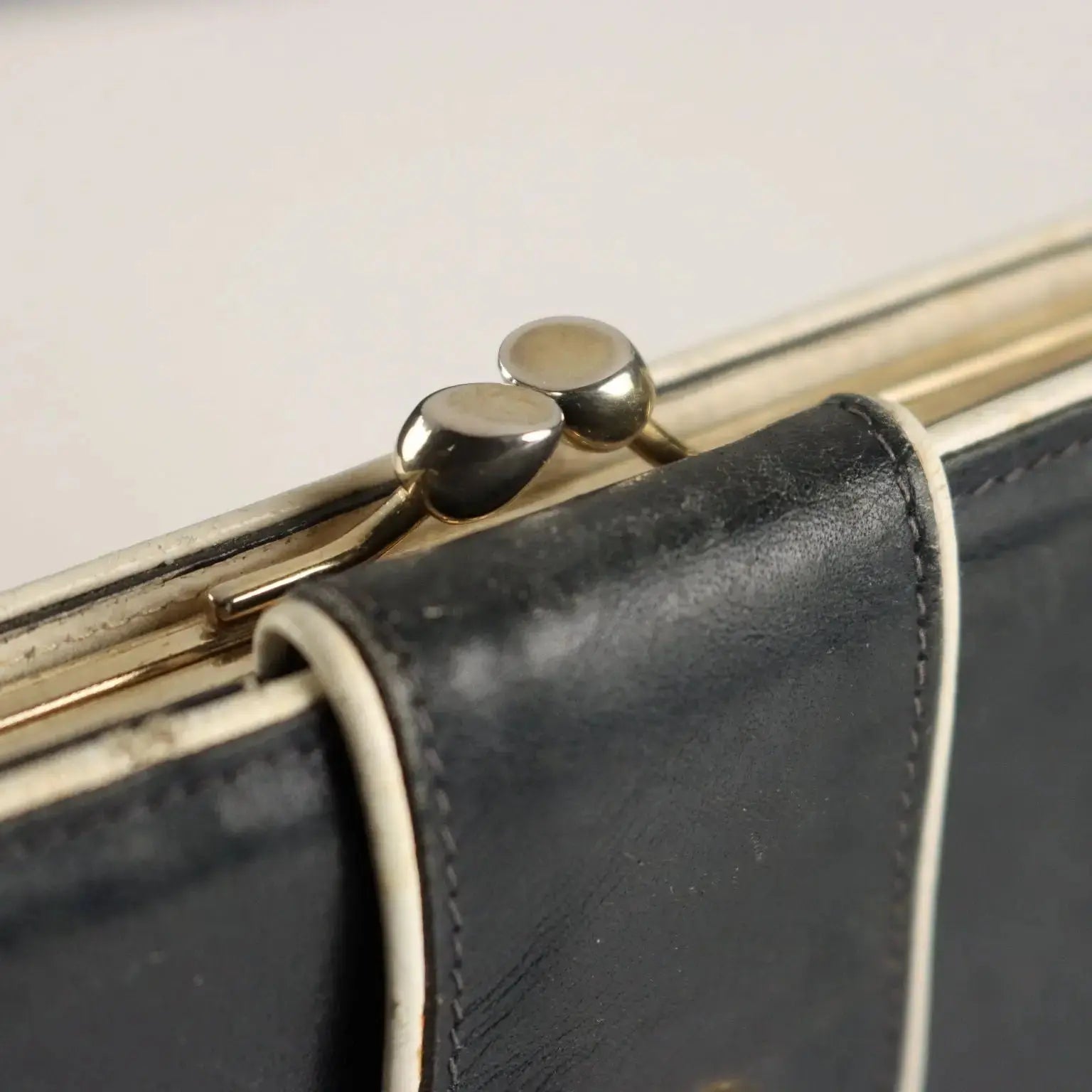 Gucci Vintage Wallet Blue Leather Metal Italy 1960s-1970s | Clothing & House Linens | Vintage