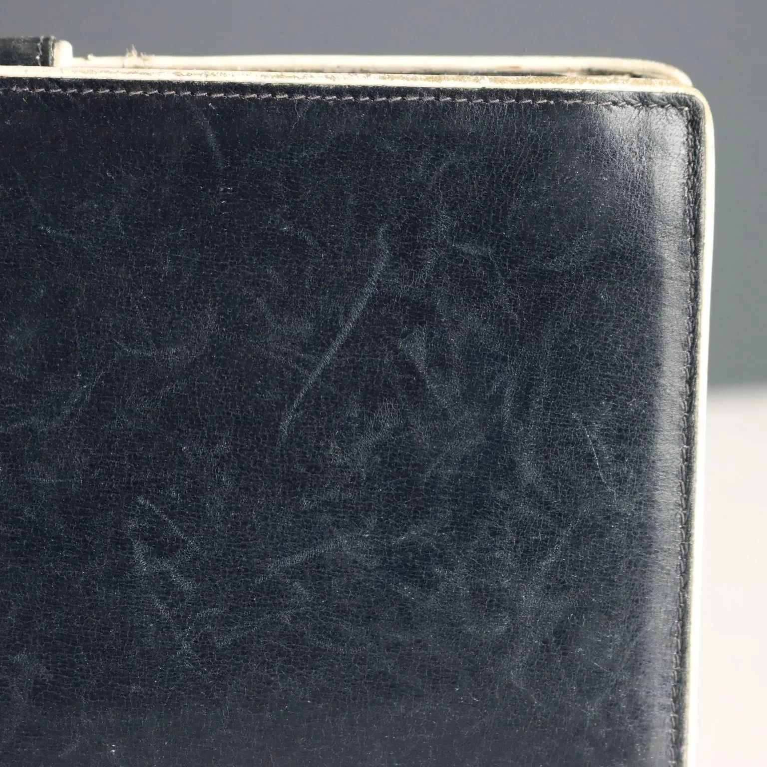 Gucci Vintage Wallet Blue Leather Metal Italy 1960s-1970s | Clothing & House Linens | Vintage