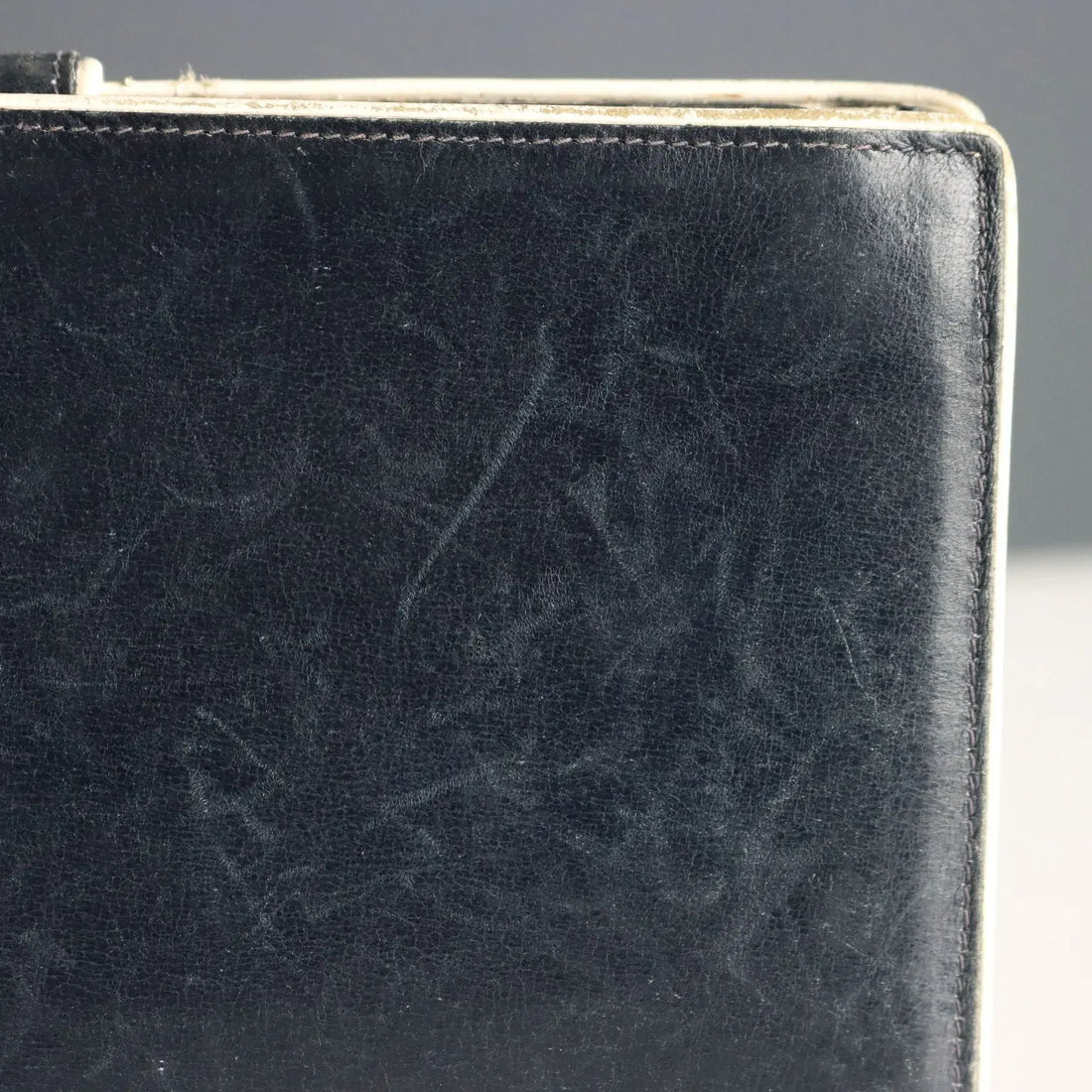 Gucci Vintage Wallet Blue Leather Metal Italy 1960s-1970s | Clothing & House Linens | Vintage