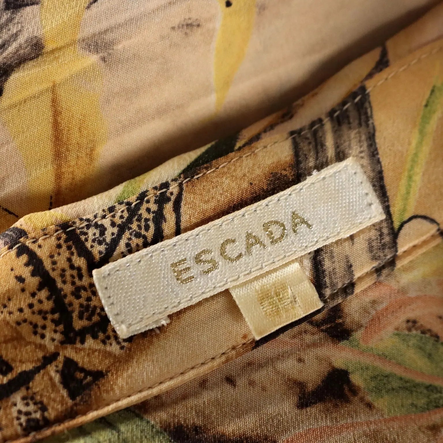 Escada Vintage Jungle Print Shirt Silk UK Size 12 Germany 1980s - UK Size 12 | Clothing & House Linens | Vintage